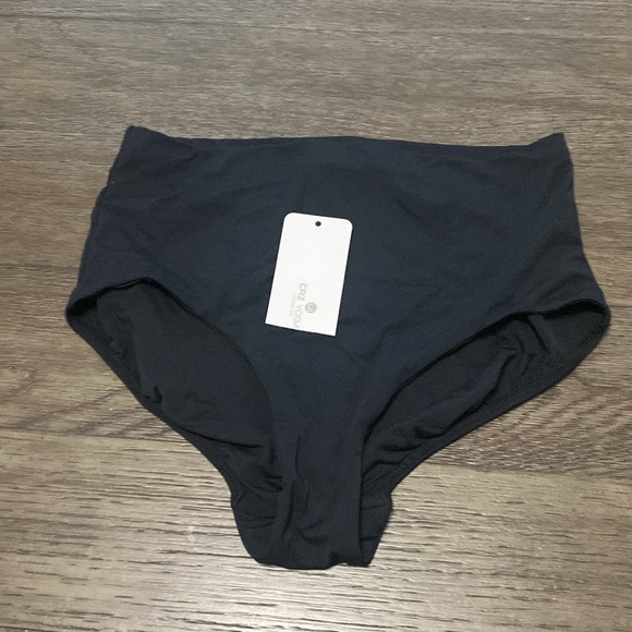 NWT CRZ YOGA High Waisted Black Medium Coverage Bikini Bottom | XS - Picture 6 of 6